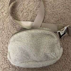 lululemon athletica Cream Sherpa Belt Bag